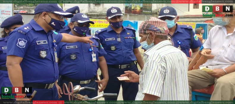 লকডাউন পরিদর্শনে এসে মানবতার দৃষ্টি স্থাপন করলেন নওগাঁ জেলা পুলিশ সুপার