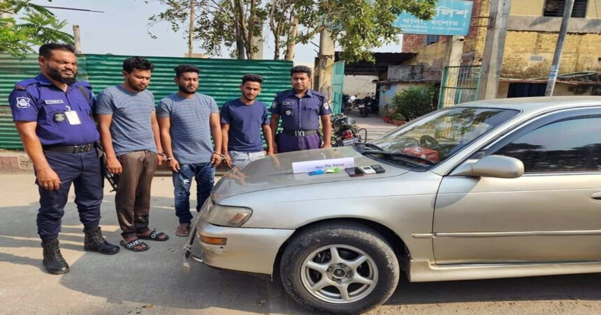 বেনাপোলে ইয়াবা ও প্রাইভেট কারসহ ৩ চোরাকারবারি আটক