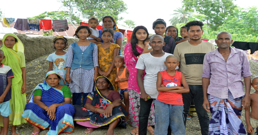 অস্পৃশ্য হরিজন সম্প্রদায়ের অভিশপ্ত জীবন