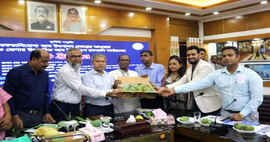 ঠাকুরগাঁও থেকে প্রথমবারের মতো বিদেশে আম রপ্তানি কার্যক্রমের উদ্বোধন