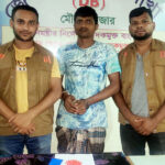 ডিবির খাঁচায় ইয়াবাসহ আটক-১