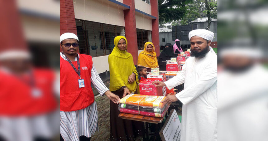 আমতলীতে দশটি পরিবারের মুখে হাঁসি ফোটালো বিদ্যানন্দ ফাউন্ডেশন