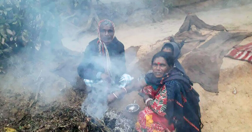 শীতের তীব্রতায় কাবু চা-শ্রমিক দিনমজুররা