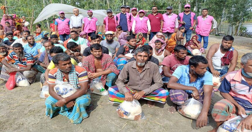 কুড়িগ্রামে ব্র্যাকের মানবিক সহায়তা পেলো বানভাসি মানুষজন