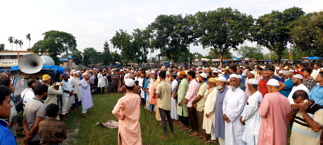 রাণীশংকৈলে জামায়াতে ইসলামীর শুকরানা নামাজ আদায়