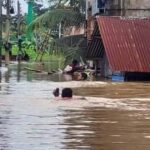 ত্রাণ চাই না, বন্যায় বাঁধ ভাঙার স্থায়ী সমাধান চাই!