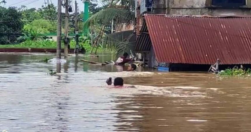 ত্রাণ চাই না, বন্যায় বাঁধ ভাঙার স্থায়ী সমাধান চাই!