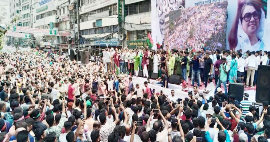 নয়াপল্টনে বিএনপির সমাবেশে নেতাকর্মীদের ঢল